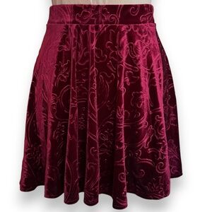 FOREVER 21 burgundy velvet skater skirt size S